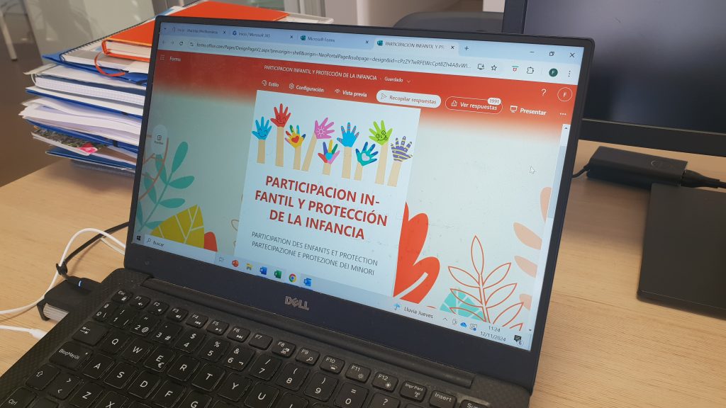 Encuesta proyectada en PC