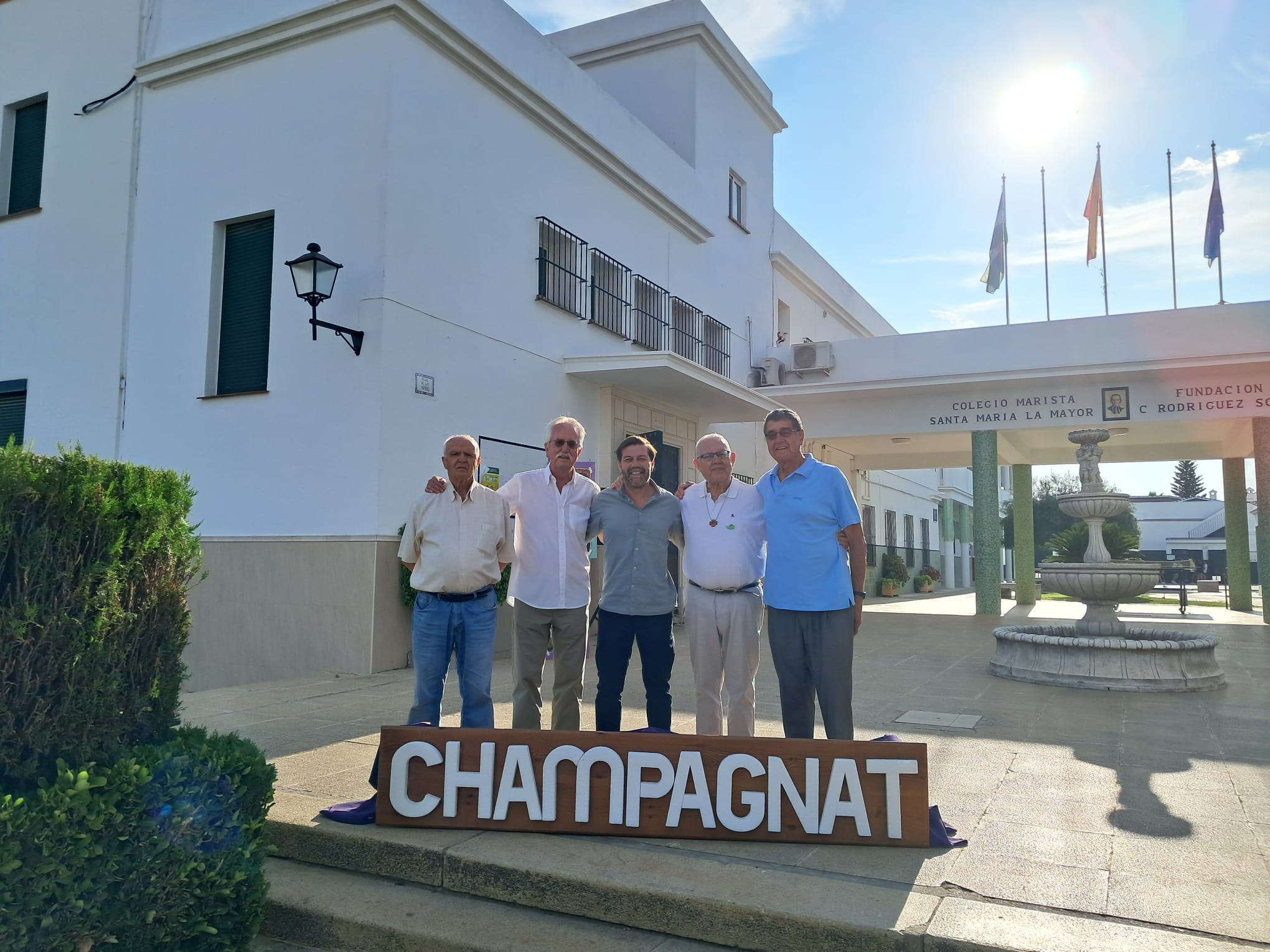 Comunidad + Dirección