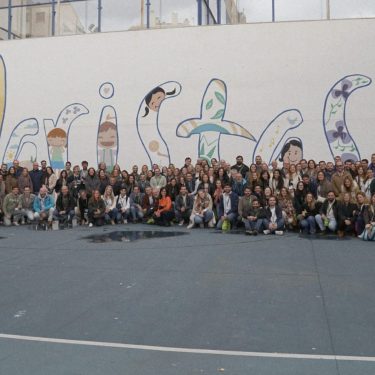 Foto de grupo de educadores maristas en Granada asistiendo a las JEM 2025